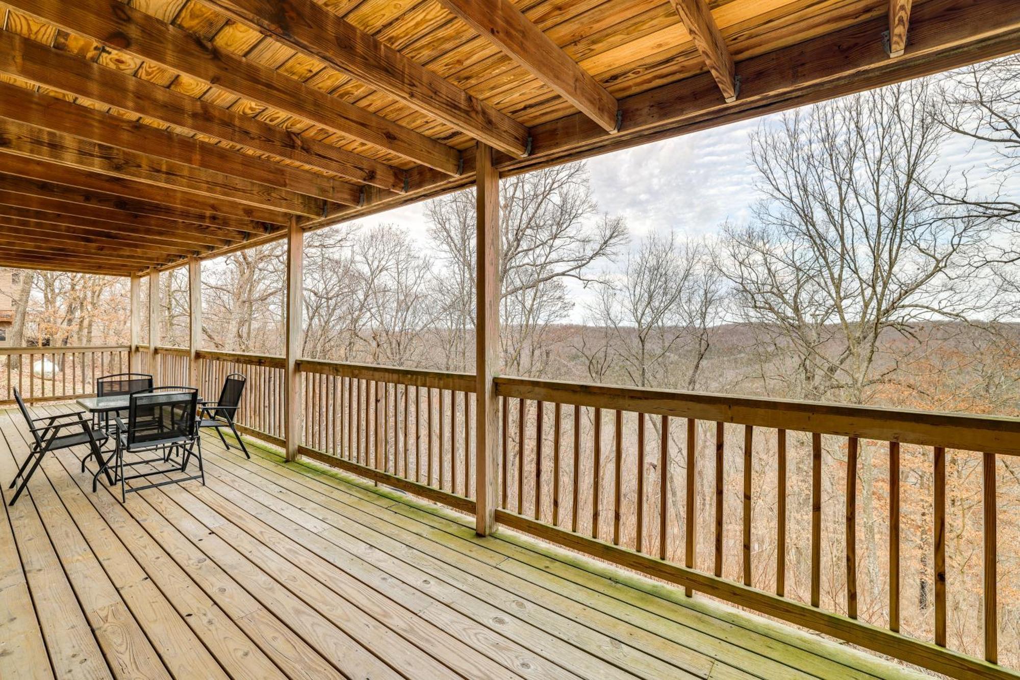 Spacious Holiday Island Escape With Deck And Gas Grill Esterno foto